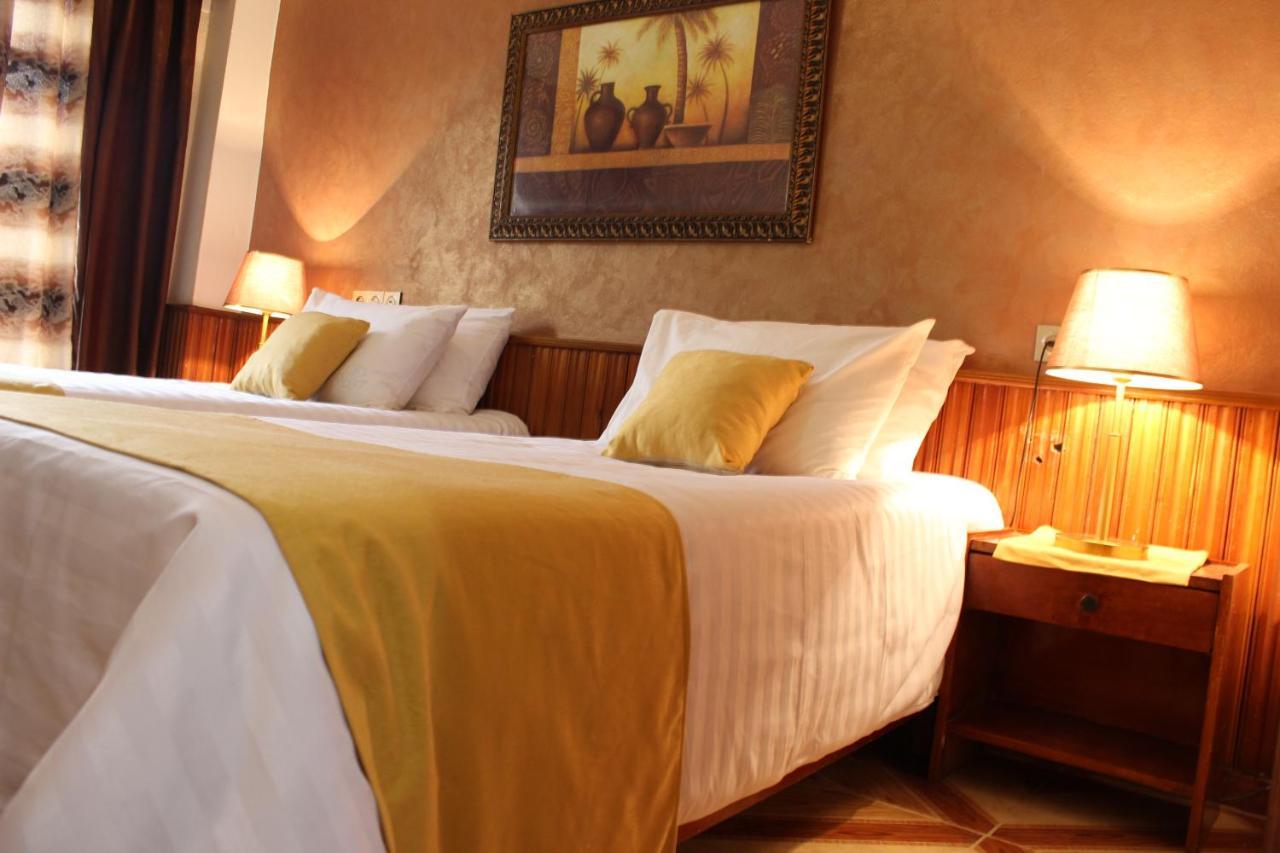 Hotel El Hayat Batna Extérieur photo